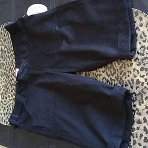 Black Bermuda shorts 8